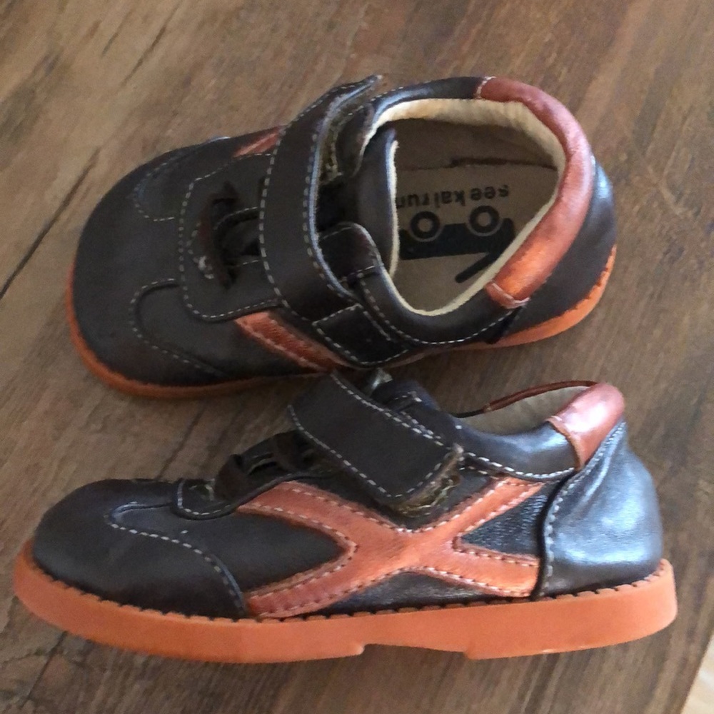 EUC See Kai Run Size 6 Toddler Shoes